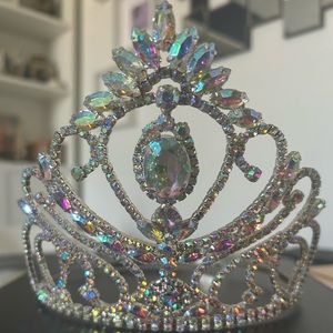 Tall Pageant crown